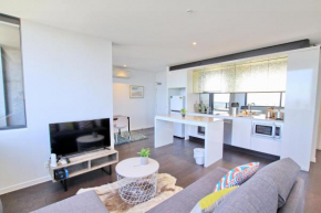 Nest Apartments Meet on Rose Lane